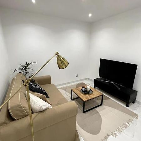 Appartement Cosy Et Moderne Proche De Disneyland Bussy-Saint-Georges Bagian luar foto