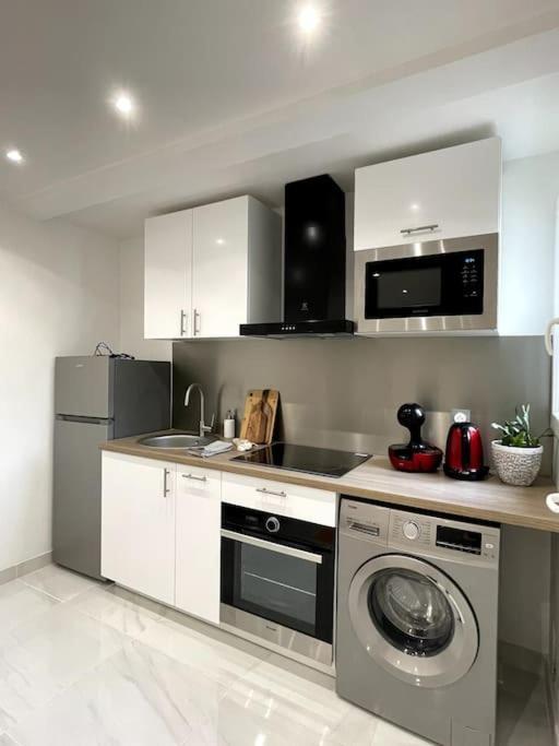 Appartement Cosy Et Moderne Proche De Disneyland Bussy-Saint-Georges Bagian luar foto